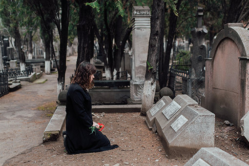 Comment changer le nom d’une concession de cimetière ?